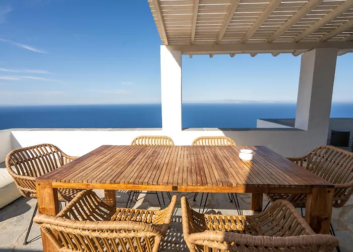 Astarte Luxury Apartments